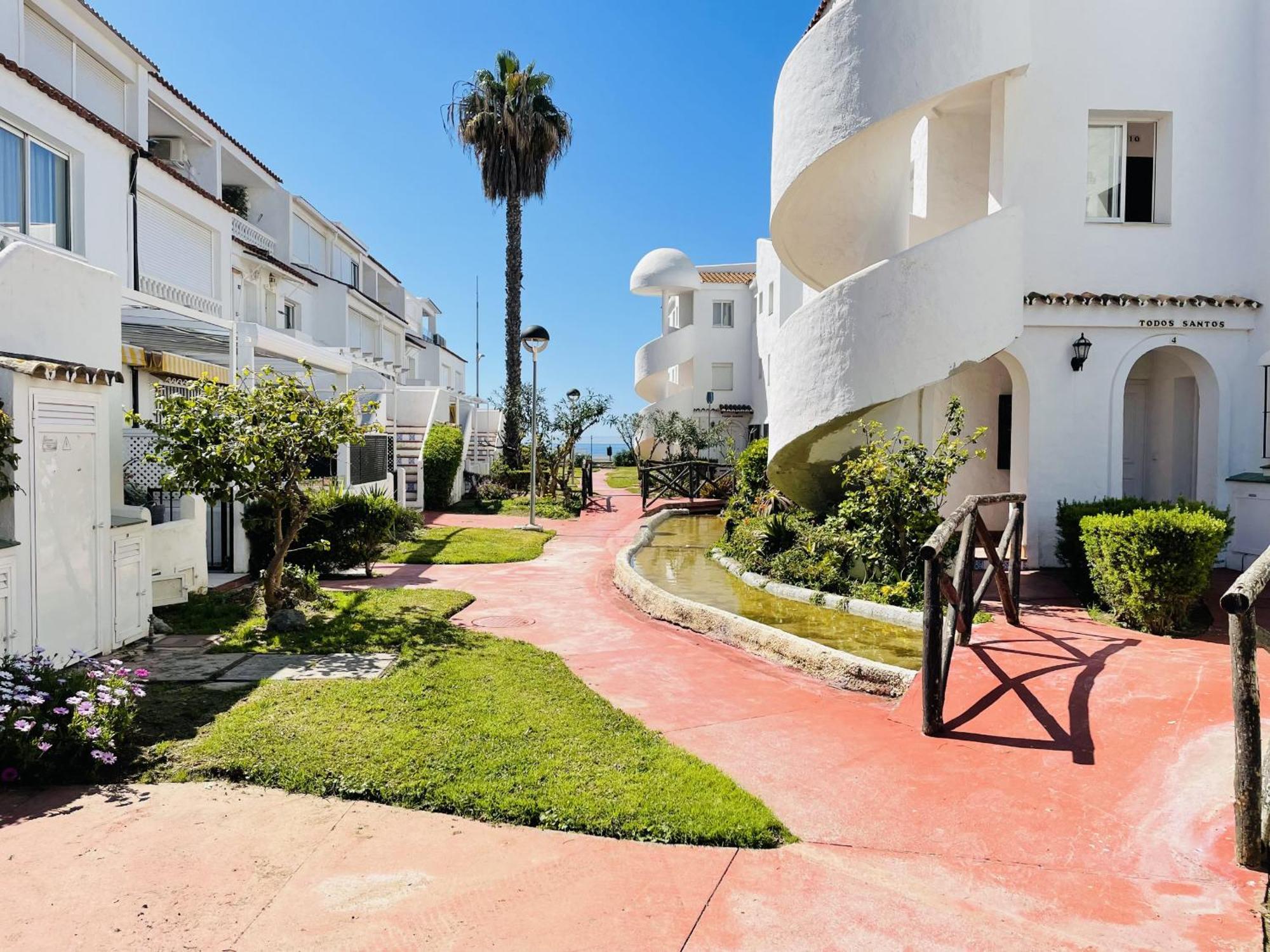 Apartamento Laguna Beach At Home Torrox Esterno foto