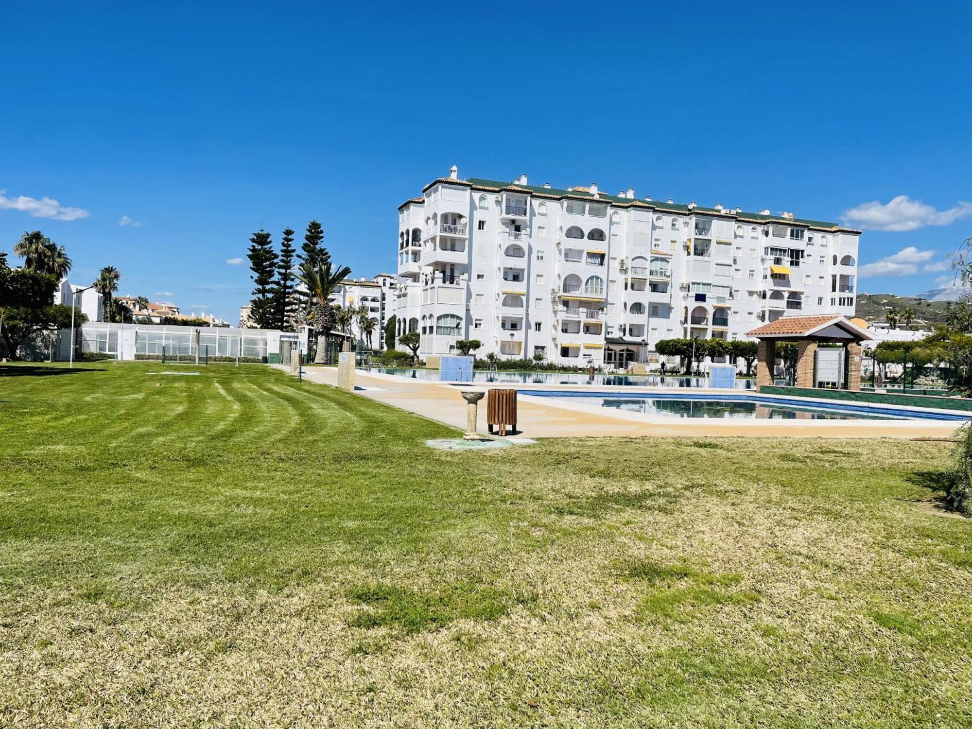 Apartamento Laguna Beach At Home Torrox Esterno foto