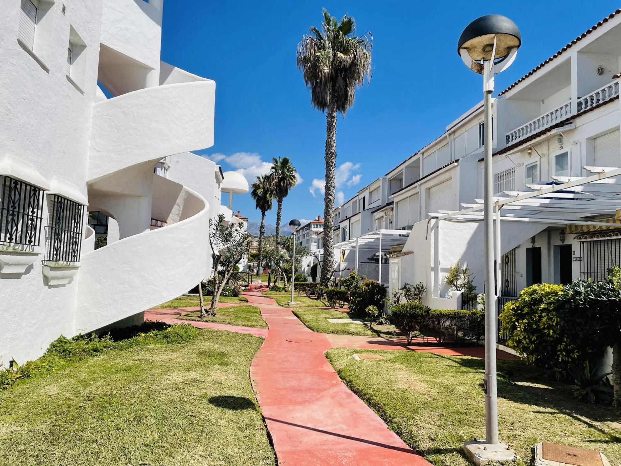Apartamento Laguna Beach At Home Torrox Esterno foto